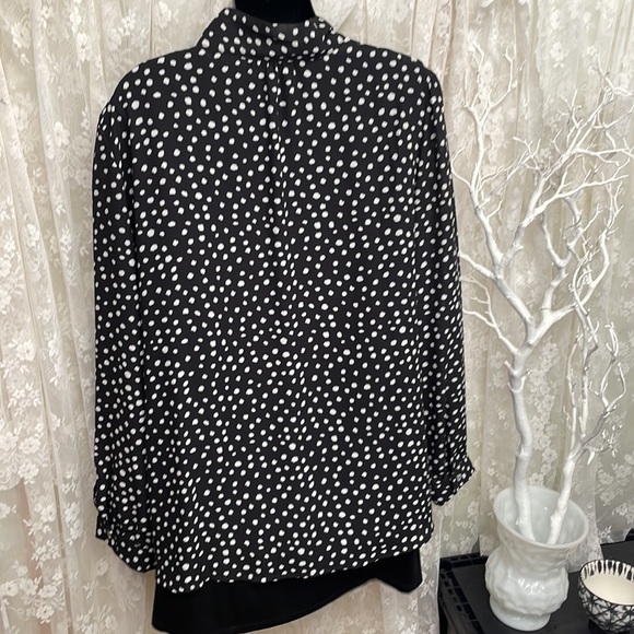 Polka Dots & Lightweight & Tie at Neck & Button Front  and Cuffs, - Picture 7 of 9